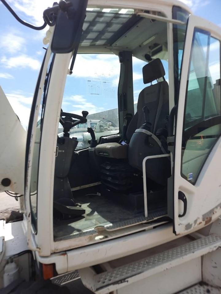 Mecalac 714 MW - Wheel excavator: picture 4 Mecalac 714 MW - Wheel excavator: picture 4