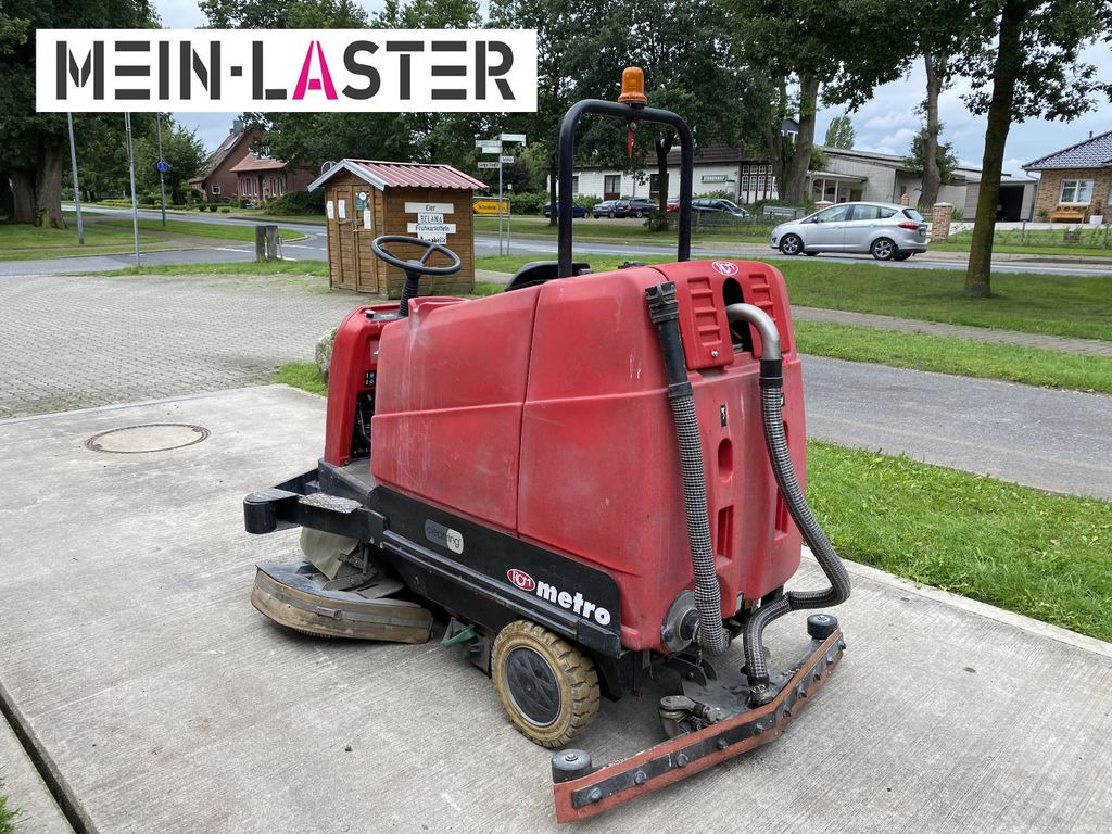 RCM Metro 1303 N Scheuersaugmaschine /3x Teller RCM Metro 1303 N Scheuersaugmaschine /3x Teller - Scrubber dryer: picture 5 RCM Metro 1303 N Scheuersaugmaschine /3x Teller RCM Metro 1303 N Scheuersaugmaschine /3x Teller - Scrubber dryer: picture 5