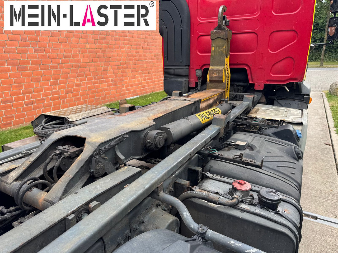 Leasing of  Volvo FL 250 Palfinger T10Duo City + StandardContainer Volvo FL 250 Palfinger T10Duo City + StandardContainer: picture 12