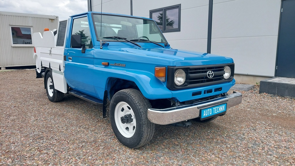 Toyota Land Cruiser COMBI HYDRO CLEANER Mini Combine - Vacuum truck: picture 2 Toyota Land Cruiser COMBI HYDRO CLEANER Mini Combine - Vacuum truck: picture 2