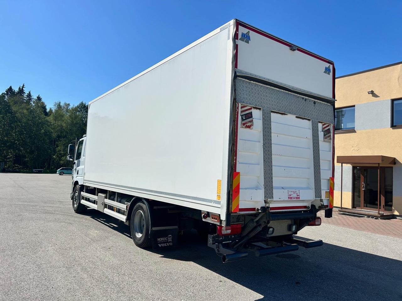 DAF CF330 - Refrigerator truck: picture 5 DAF CF330 - Refrigerator truck: picture 5