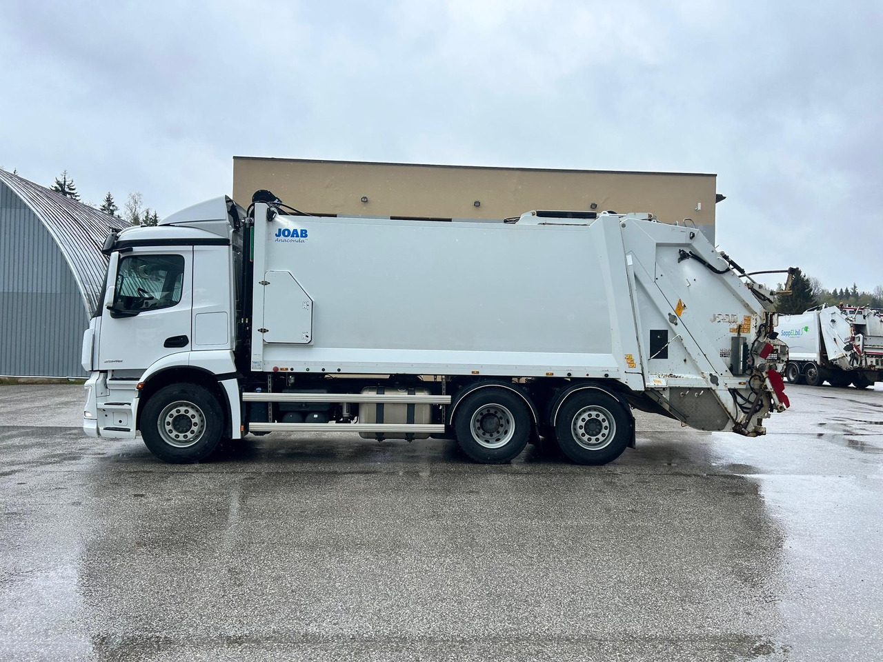 MERCEDES-BENZ ANTOS 2546 - Garbage truck: picture 4 MERCEDES-BENZ ANTOS 2546 - Garbage truck: picture 4