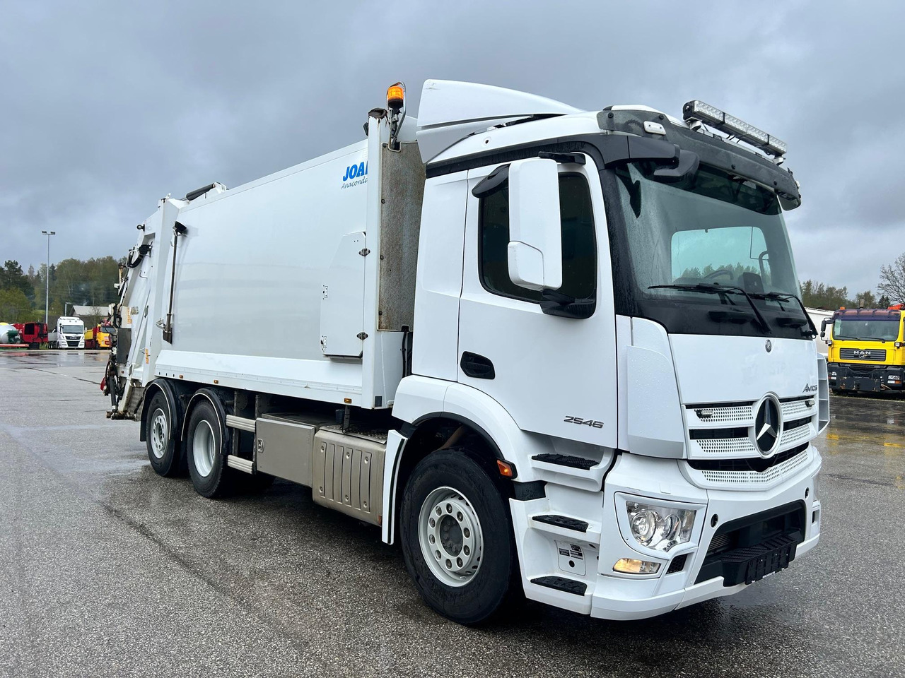 MERCEDES-BENZ ANTOS 2546 - Garbage truck: picture 1 MERCEDES-BENZ ANTOS 2546 - Garbage truck: picture 1