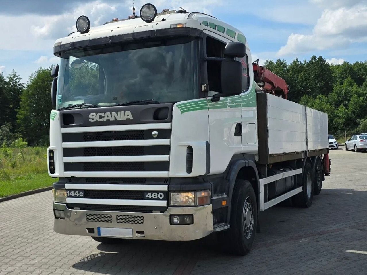 SCANIA 144.460 - Dropside/ Flatbed truck, Crane truck: picture 2 SCANIA 144.460 - Dropside/ Flatbed truck, Crane truck: picture 2