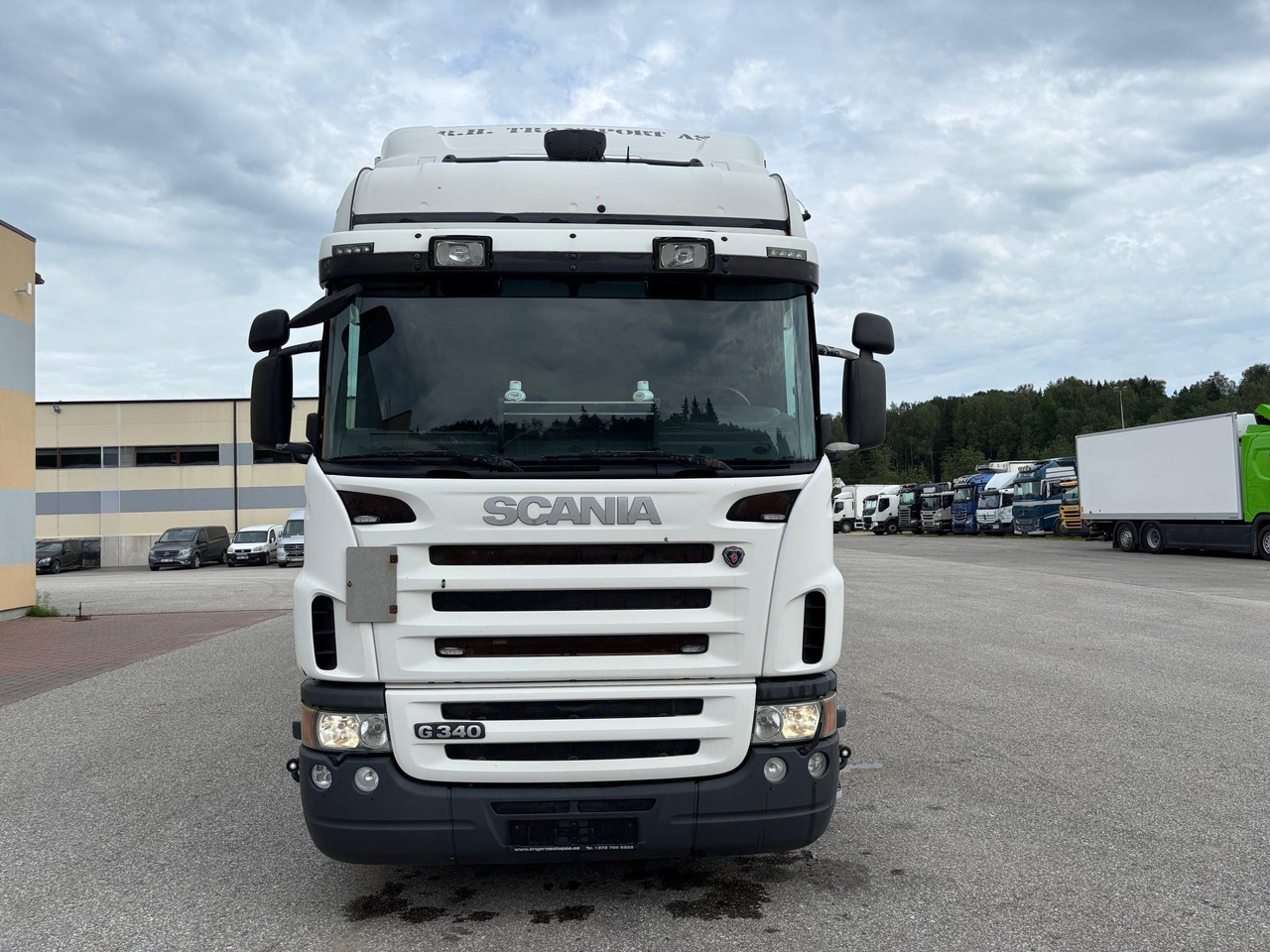 SCANIA G340 - Box truck: picture 2 SCANIA G340 - Box truck: picture 2