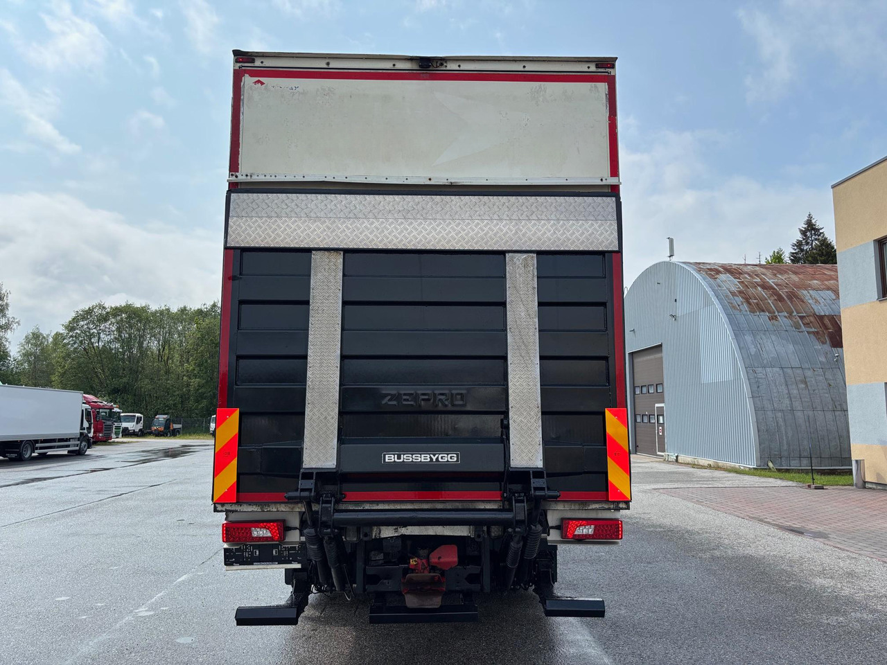 SCANIA G490 - Refrigerator truck: picture 5 SCANIA G490 - Refrigerator truck: picture 5
