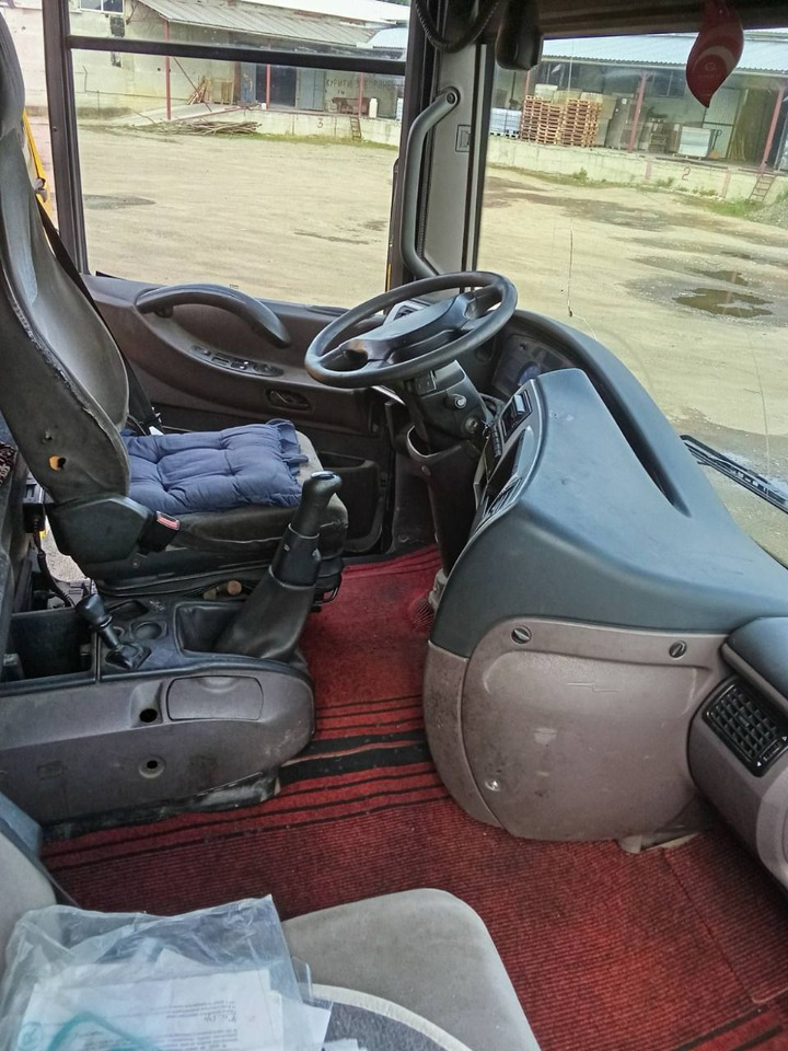 Tractor unit RENAULT Magnum 440: picture 7