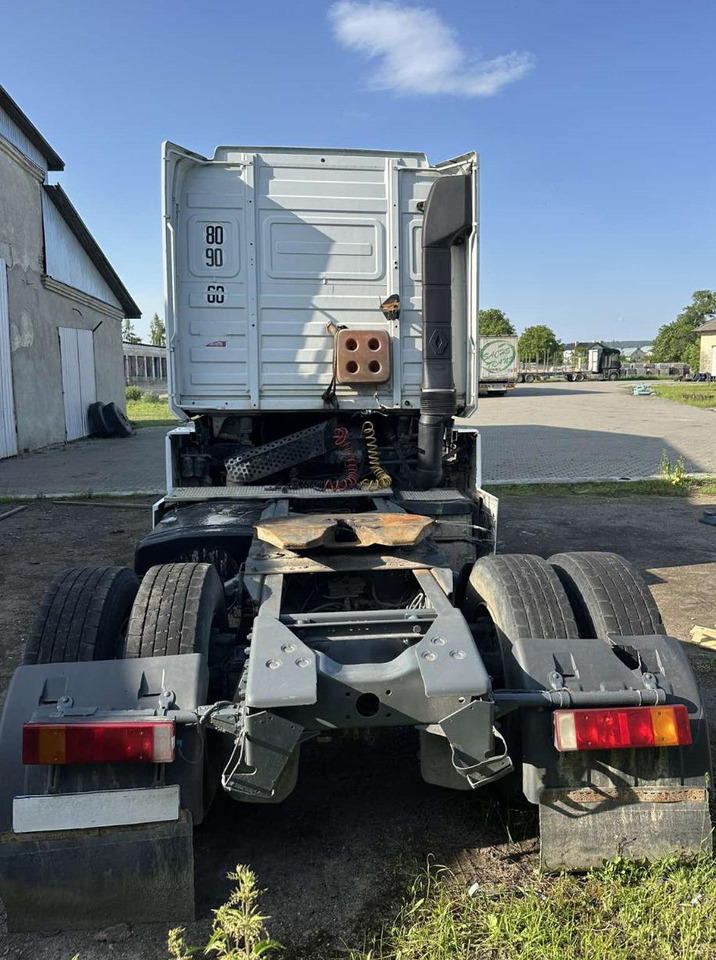 Tractor unit RENAULT Magnum 440: picture 12