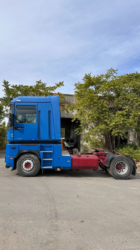 RENAULT Magnum 470 | ID1613S - Tractor unit: picture 5 RENAULT Magnum 470 | ID1613S - Tractor unit: picture 5