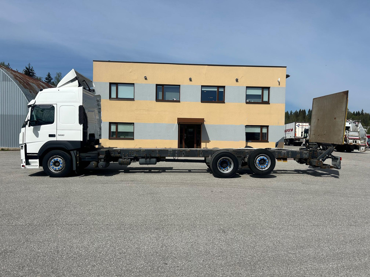 Cab chassis truck VOLVO FM500: picture 6