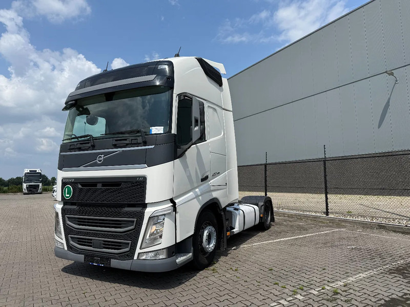 Volvo FH 13.420 FH420 XL cab / 4 units available - Tractor unit: picture 2 Volvo FH 13.420 FH420 XL cab / 4 units available - Tractor unit: picture 2