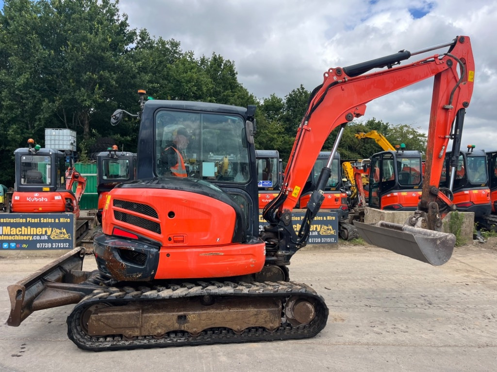 Kubota KX 057-4 - Mini excavator: picture 1 Kubota KX 057-4 - Mini excavator: picture 1