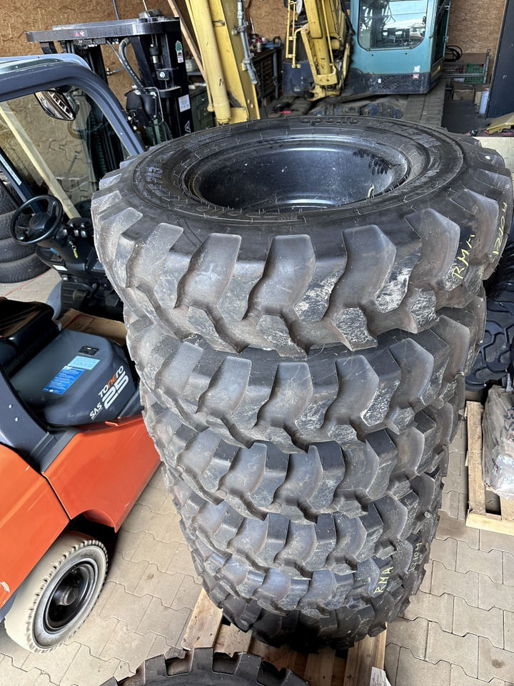 New Tire for Wheel excavator Apollo 10.00 - 20 Apollo Kompletträder - Complet tires: picture 8