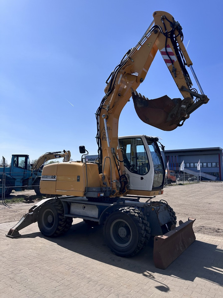 LIEBHERR A 314 All hydr. lines SW 33- 30 Km/h - Wheel excavator: picture 2 LIEBHERR A 314 All hydr. lines SW 33- 30 Km/h - Wheel excavator: picture 2