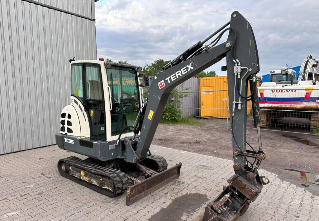 Terex TC 35 mit 3 Löffel - Mini excavator: picture 4 Terex TC 35 mit 3 Löffel - Mini excavator: picture 4