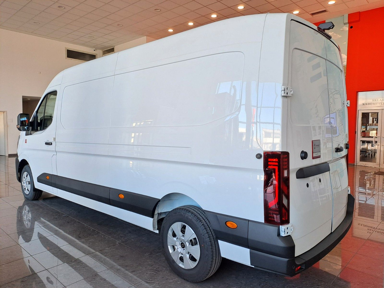 Renault Master L3H2 150 - NAV Klimaaut. Holzb. 270° - Panel van: picture 5 Renault Master L3H2 150 - NAV Klimaaut. Holzb. 270° - Panel van: picture 5