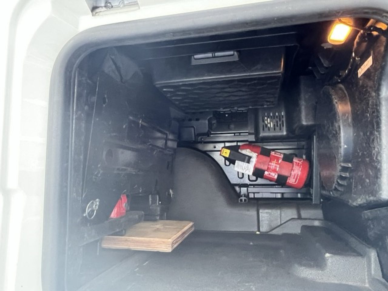 MAN TGX 18.510 4x2 BL SA Euro6 Retarder Klima ZV - Tractor unit: picture 3 MAN TGX 18.510 4x2 BL SA Euro6 Retarder Klima ZV - Tractor unit: picture 3