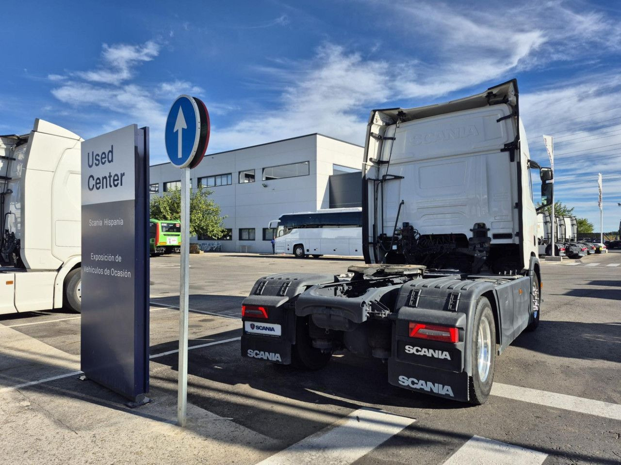 Scania R 460 - Tractor unit: picture 5 Scania R 460 - Tractor unit: picture 5