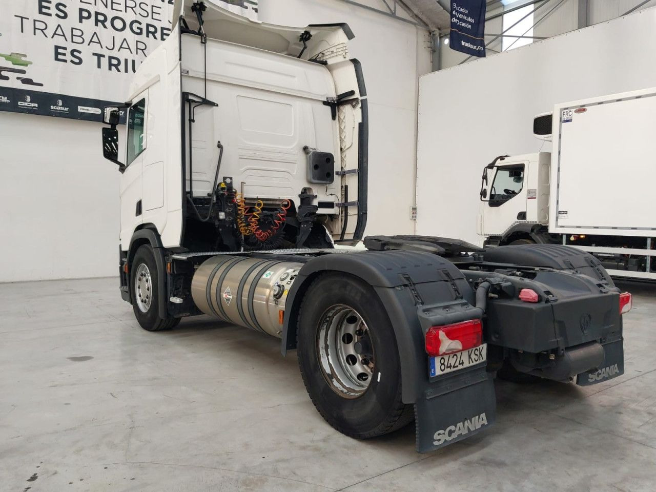 Scania R410 - Tractor unit: picture 4 Scania R410 - Tractor unit: picture 4
