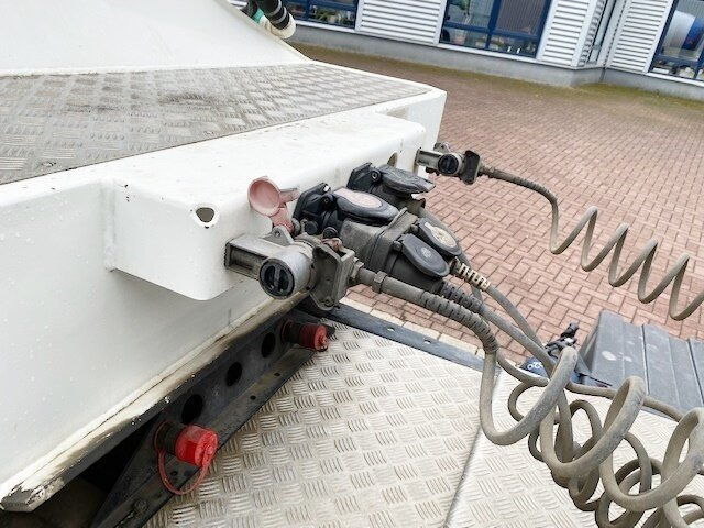 10/5/F/ZA-1800 KARRENA Betonmischer ca. 10m³ 10/5/F/ZA-1800 KARRENA Betonmischer ca. 10m³, Liftachse - Concrete mixer semi-trailer: picture 4 10/5/F/ZA-1800 KARRENA Betonmischer ca. 10m³ 10/5/F/ZA-1800 KARRENA Betonmischer ca. 10m³, Liftachse - Concrete mixer semi-trailer: picture 4