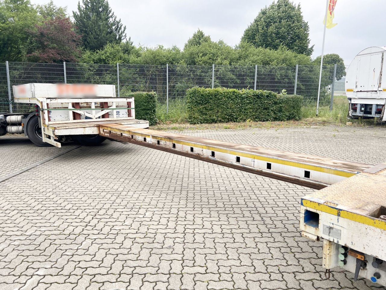 Low loader semi-trailer for transportation of heavy machinery ES-GE 5.SOU-25-50.3N 5.SOU-25-50.3N, Teleskopierbar: picture 6