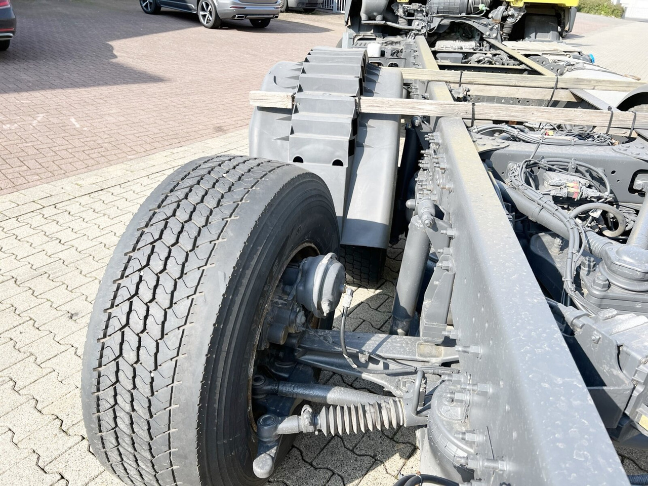 Cab chassis truck FM 450 6x2 FM 450 6x2, Motorabtrieb, Lenk-/Liftachse: picture 14