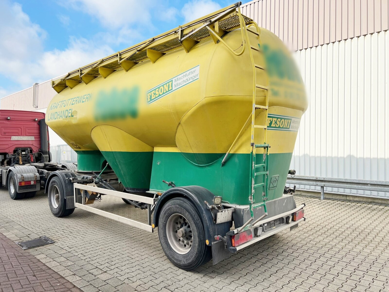 Tank trailer Feldbinder EUT 31.2 Silo-Anhänger EUT 31.2 Silo-Anhänger, ca. 31m³, 4x Domdeckel: picture 9
