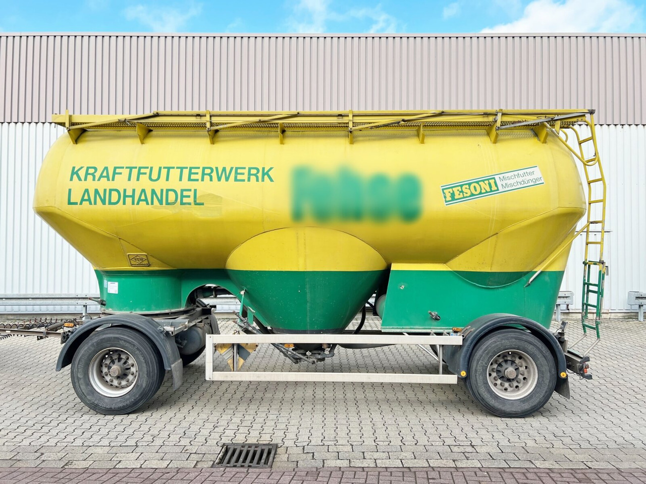 Tank trailer Feldbinder EUT 31.2 Silo-Anhänger EUT 31.2 Silo-Anhänger, ca. 31m³, 4x Domdeckel: picture 8