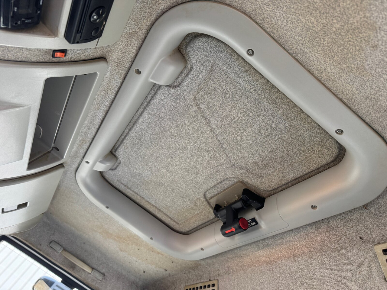 Iveco EuroCargo ML 80E18 K 4x2 EuroCargo ML 80E18 K 4x2 - Tipper: picture 4 Iveco EuroCargo ML 80E18 K 4x2 EuroCargo ML 80E18 K 4x2 - Tipper: picture 4