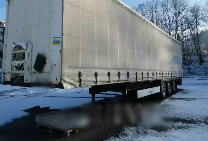Krone SDP 27 eLCQ4-CS Coil Liner SDP 27 eLCQ4-CS Coil Liner, Coilmulde, Liftachse, Edscha - Dropside/ Flatbed semi-trailer: picture 2 Krone SDP 27 eLCQ4-CS Coil Liner SDP 27 eLCQ4-CS Coil Liner, Coilmulde, Liftachse, Edscha - Dropside/ Flatbed semi-trailer: picture 2