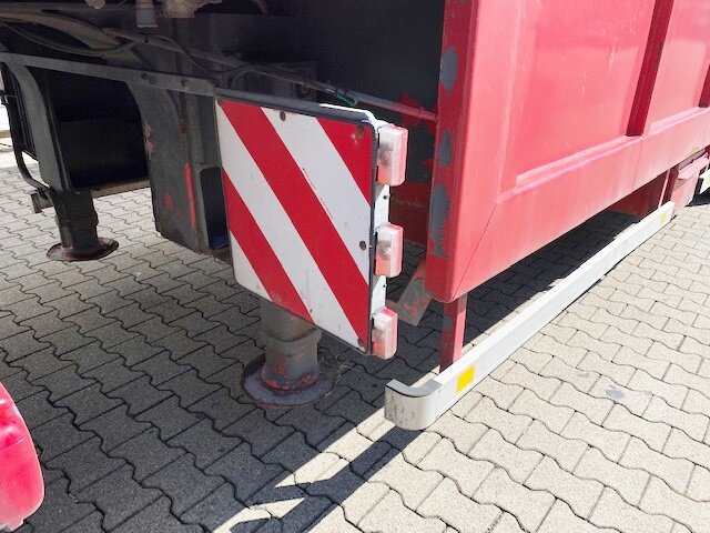 Langendorf SATUE 20/24 SATUE 20/24 mit durchgehender hydr. Rampe - Low loader semi-trailer: picture 2 Langendorf SATUE 20/24 SATUE 20/24 mit durchgehender hydr. Rampe - Low loader semi-trailer: picture 2