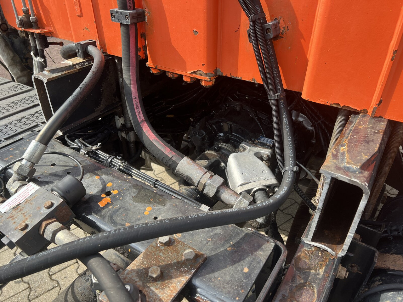 MAN 18.255 MAK 4x4 BB 18.255 MAK 4x4 BB, Kran Atlas AK 85.1 A1 - Cab chassis truck, Crane truck: picture 2 MAN 18.255 MAK 4x4 BB 18.255 MAK 4x4 BB, Kran Atlas AK 85.1 A1 - Cab chassis truck, Crane truck: picture 2