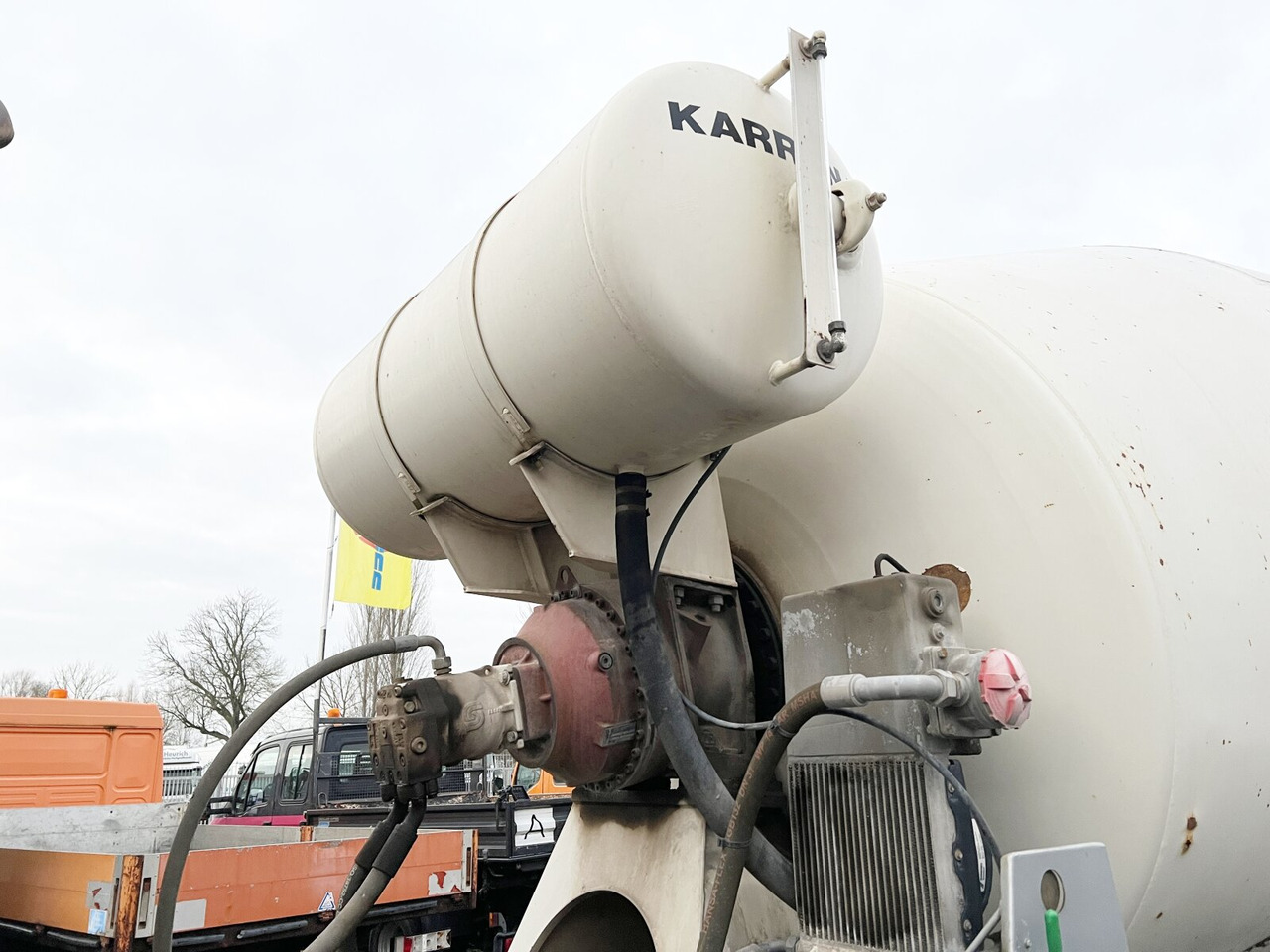 Concrete mixer truck MAN TGA 35.360 8X4 BB TGA 35.360 8X4 BB, Betonmischer Karrena 10m³: picture 10