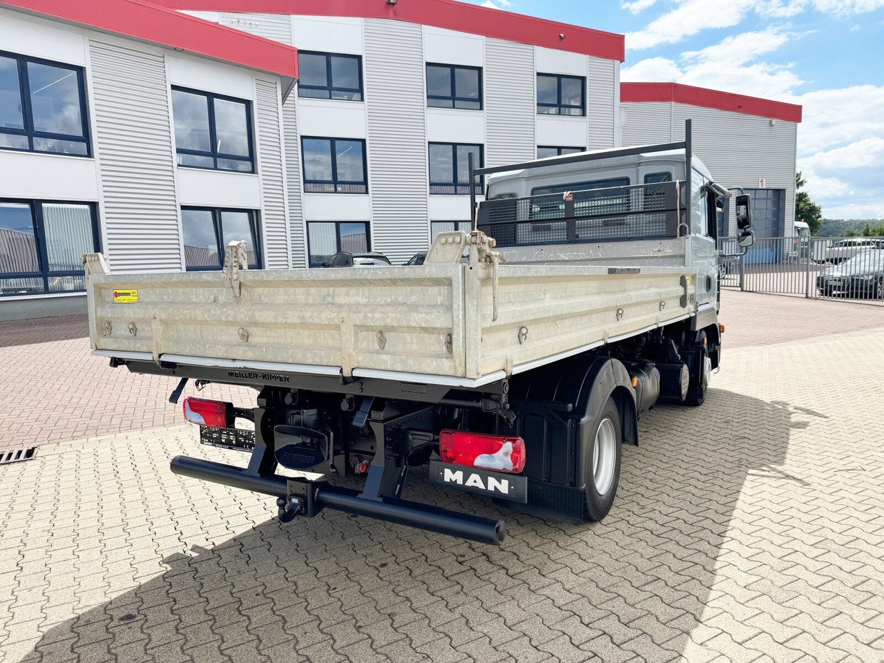 Tipper MAN TGL 8.180 4x2 BB Doka TGL 8.180 4x2 BB Doka, 2x AHK: picture 9