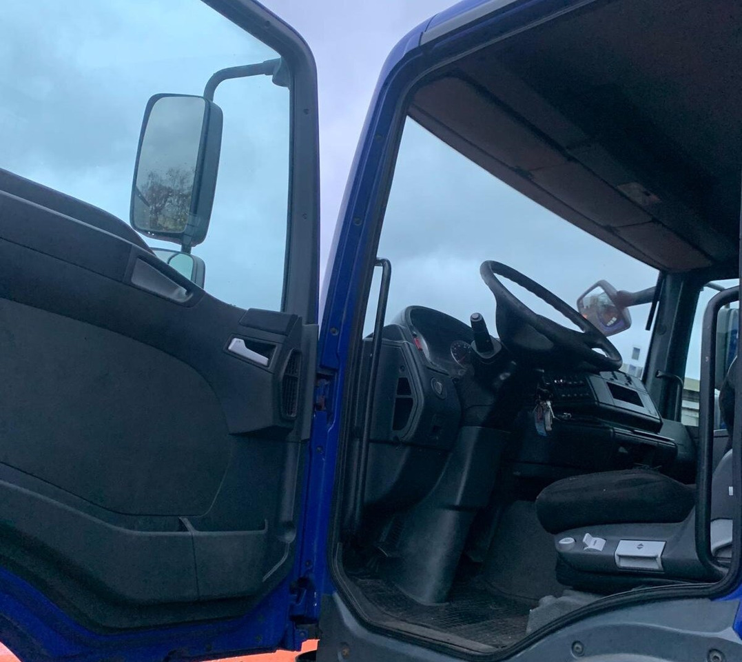 Crane truck, Dropside/ Flatbed truck MAN TGM 18.290 4x2 BL mit MOTORSCHADEN! TGM 18.290 4x2 BL, Heckkran Palfinger PK12001L, MOTORSCHADEN!: picture 9