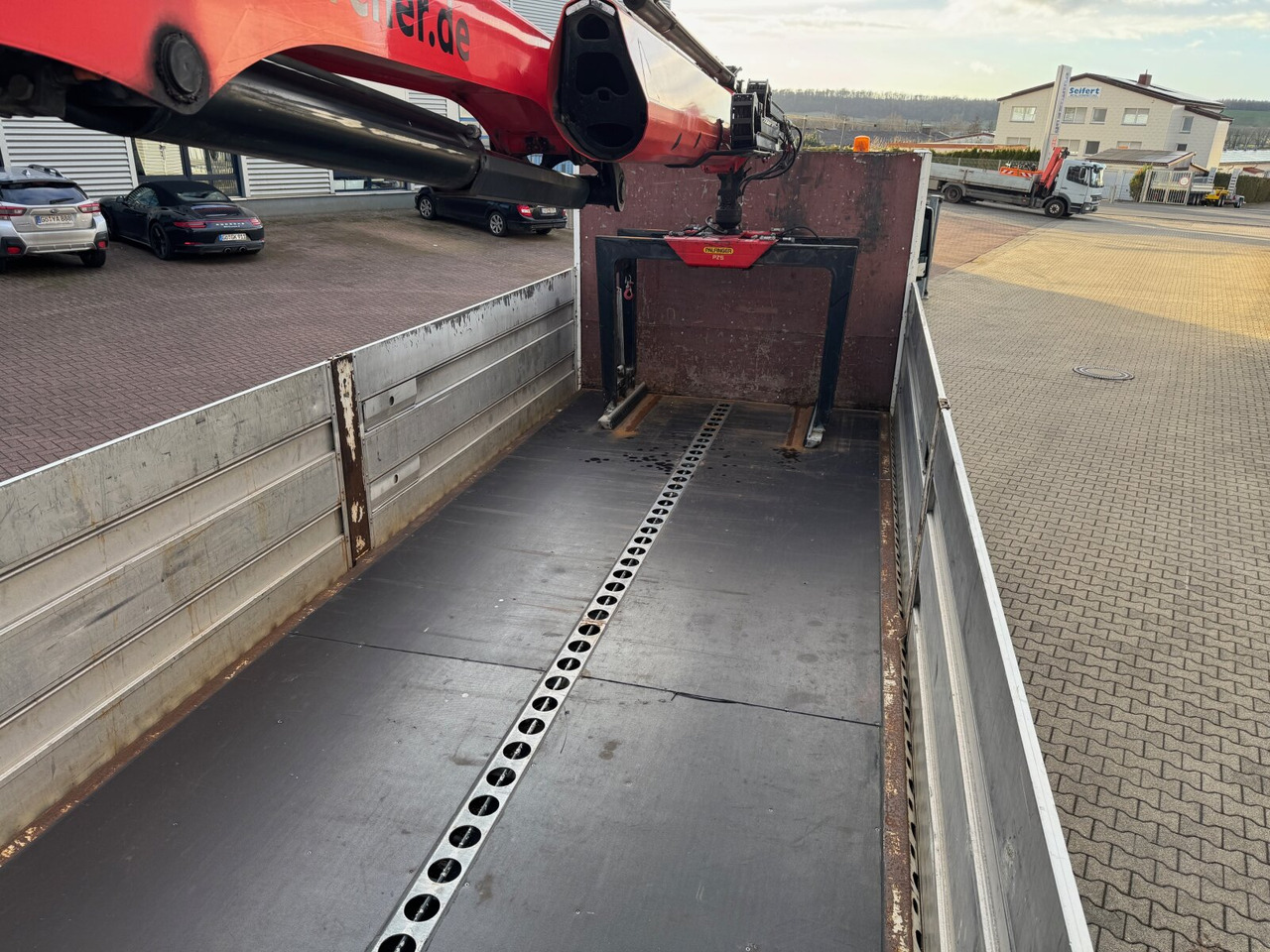 MAN TGS 26.420 6x2-4 LL TGS 26.420 6x2-4 LL, Navi, Lenk-/Liftachse, Heckkran Palfinger PK20.501L TEC - Crane truck, Dropside/ Flatbed truck: picture 2 MAN TGS 26.420 6x2-4 LL TGS 26.420 6x2-4 LL, Navi, Lenk-/Liftachse, Heckkran Palfinger PK20.501L TEC - Crane truck, Dropside/ Flatbed truck: picture 2