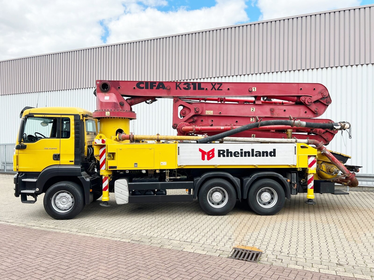 MAN TGS 33.440 6X4 BB TGS 33.440 6X4 BB, Betonpumpe CIFA K31L XZ, 31m Mast - Concrete pump truck: picture 2 MAN TGS 33.440 6X4 BB TGS 33.440 6X4 BB, Betonpumpe CIFA K31L XZ, 31m Mast - Concrete pump truck: picture 2