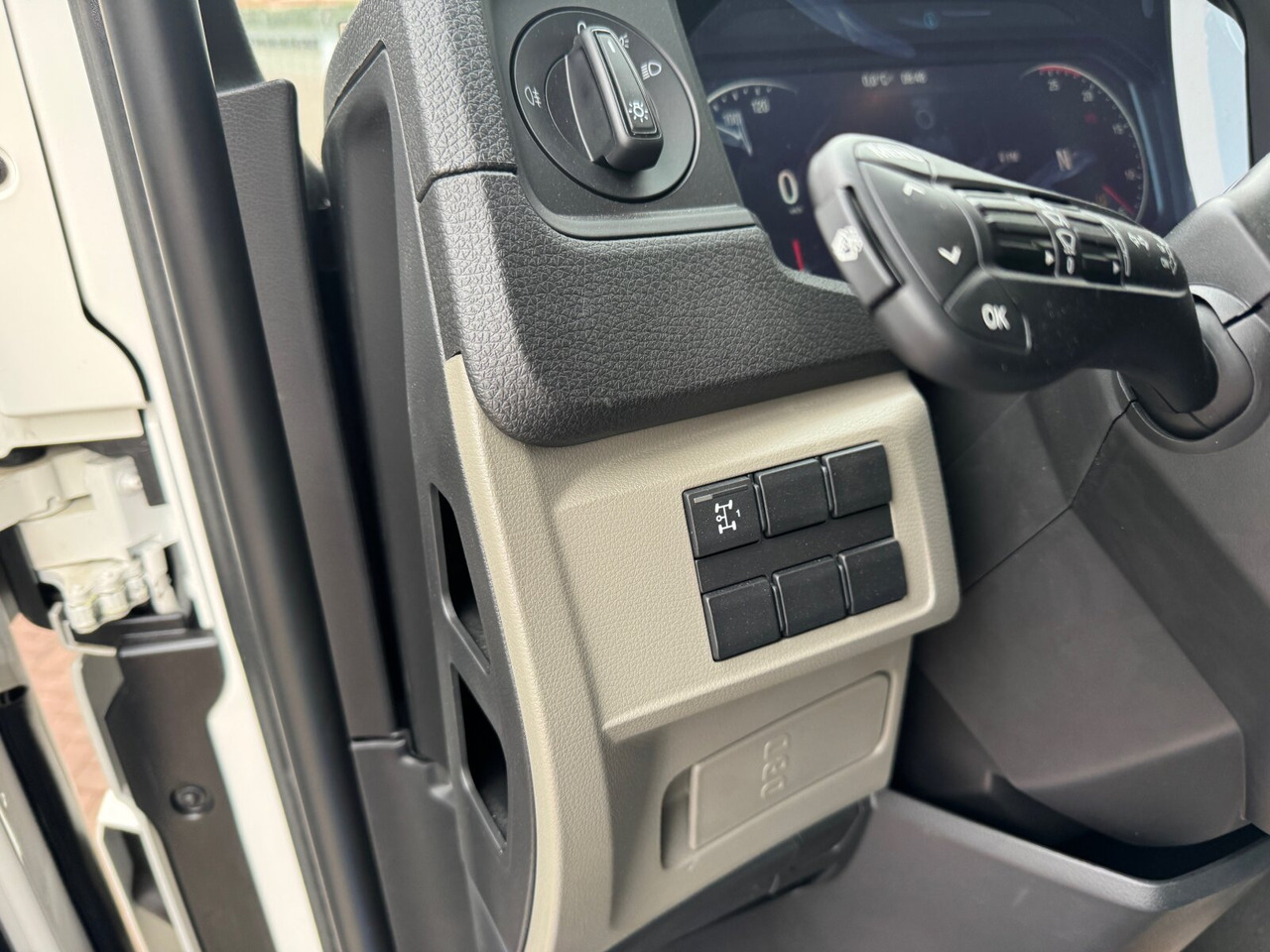 New Cab chassis truck MAN TGS 33.440 6x4 BB TGS 33.440 6x4 BB: picture 6