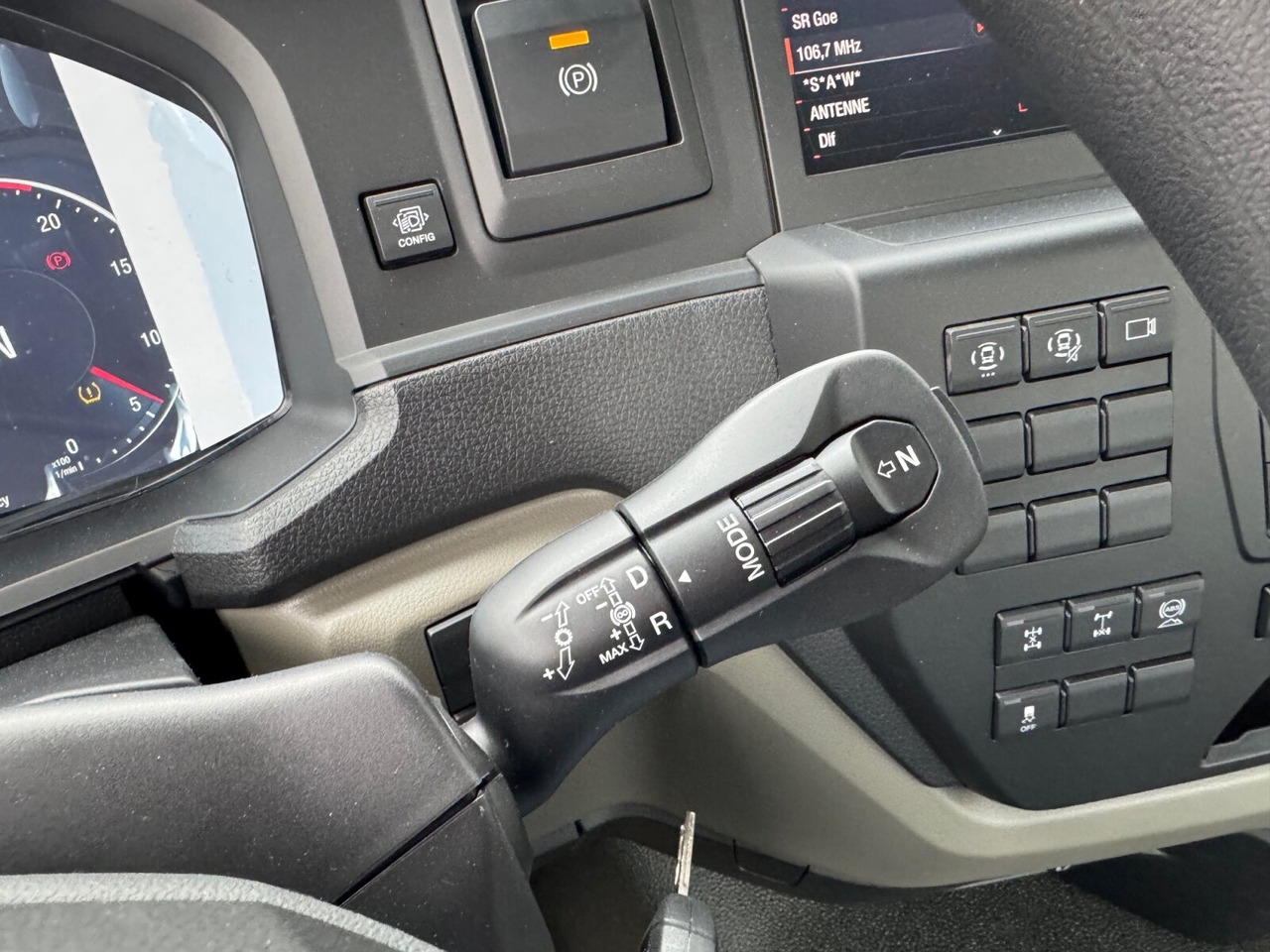 MAN TGS 33.440 6x4 BB TGS 33.440 6x4 BB - Cab chassis truck: picture 5 MAN TGS 33.440 6x4 BB TGS 33.440 6x4 BB - Cab chassis truck: picture 5