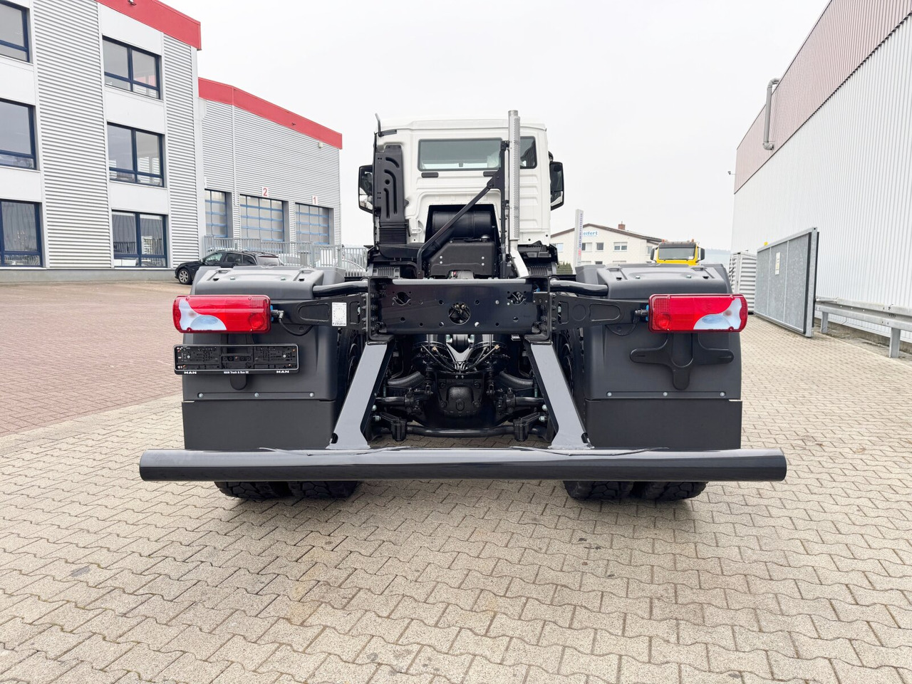 New Cab chassis truck MAN TGS 33.440 6x4 BB TGS 33.440 6x4 BB: picture 10