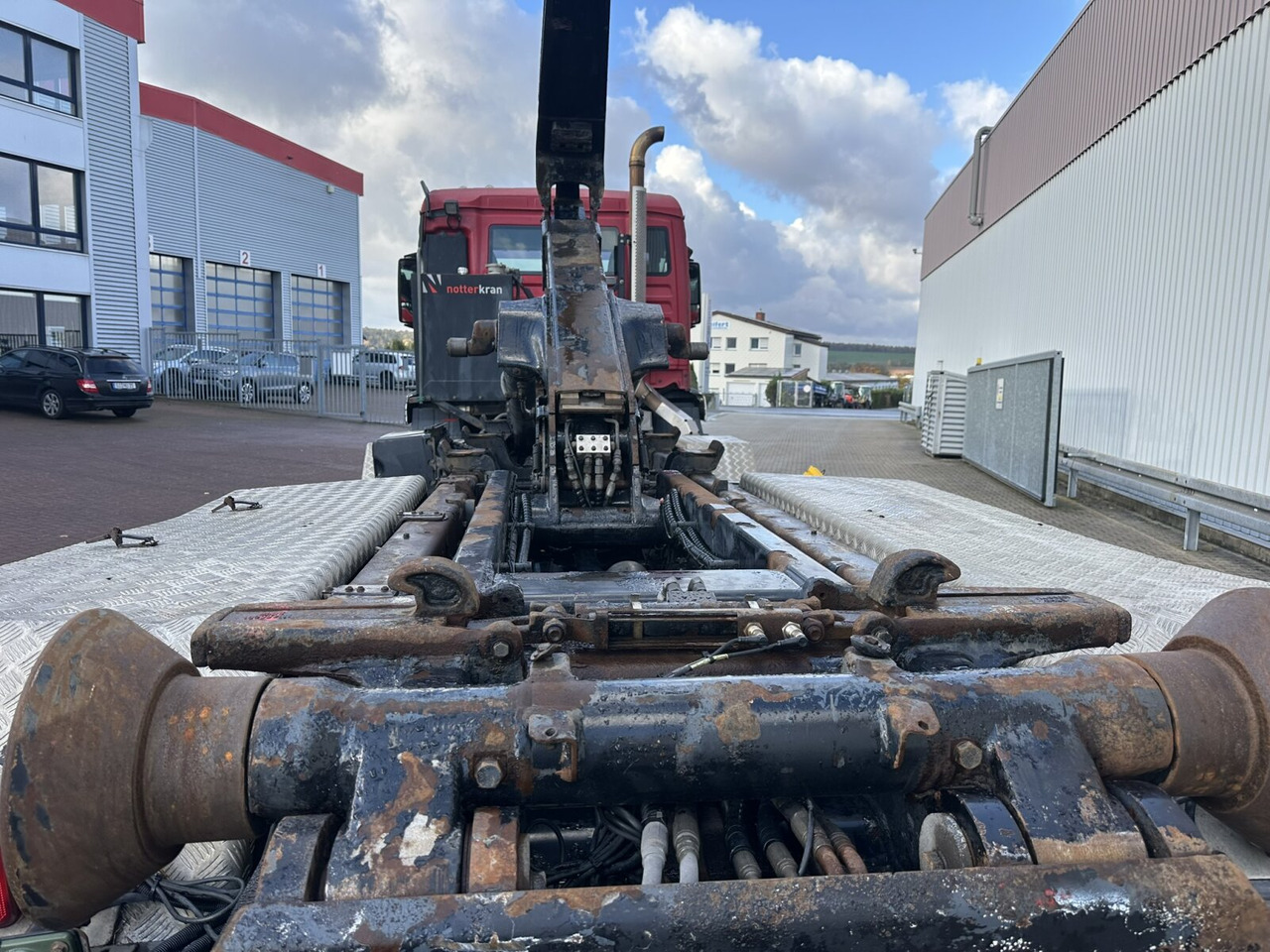 MAN TGS 35.480 8X4 BL TGS 35.400 8x4 BL, Schub-Knick bis 6,5m Container - Hook lift truck: picture 3 MAN TGS 35.480 8X4 BL TGS 35.400 8x4 BL, Schub-Knick bis 6,5m Container - Hook lift truck: picture 3