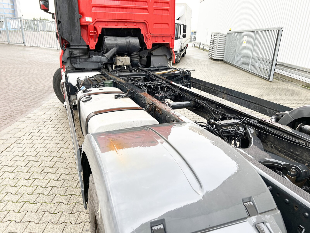 MAN TGX 26.440 6x2-2 LL TGX 26.440 6x2-2 LL, Lenk-Liftachse - Cab chassis truck: picture 2 MAN TGX 26.440 6x2-2 LL TGX 26.440 6x2-2 LL, Lenk-Liftachse - Cab chassis truck: picture 2