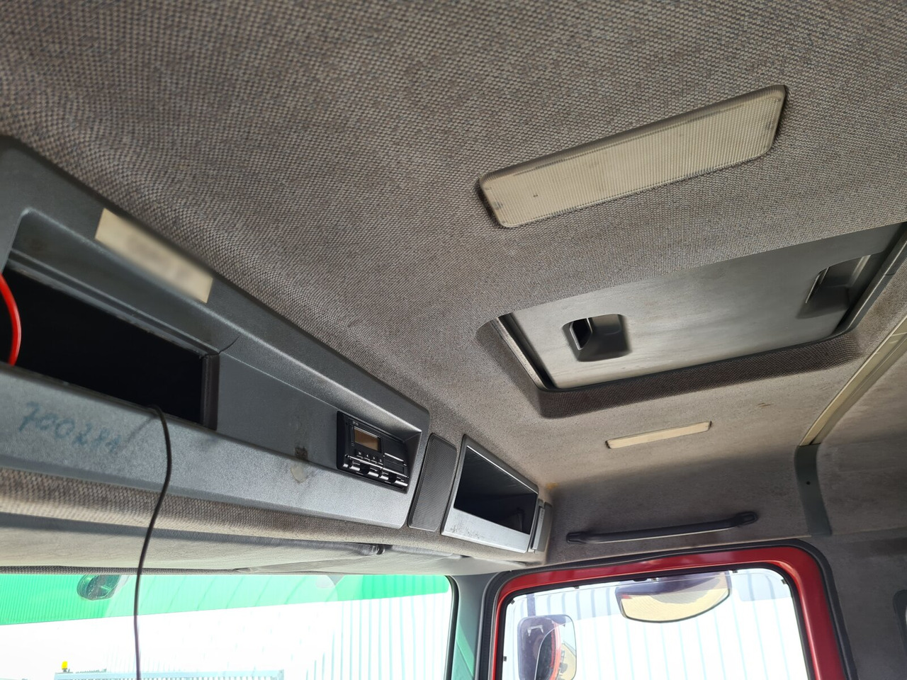 Mercedes-Benz Actros 1835 K 4x2 Actros 1835 K 4x2 - Cab chassis truck: picture 5 Mercedes-Benz Actros 1835 K 4x2 Actros 1835 K 4x2 - Cab chassis truck: picture 5