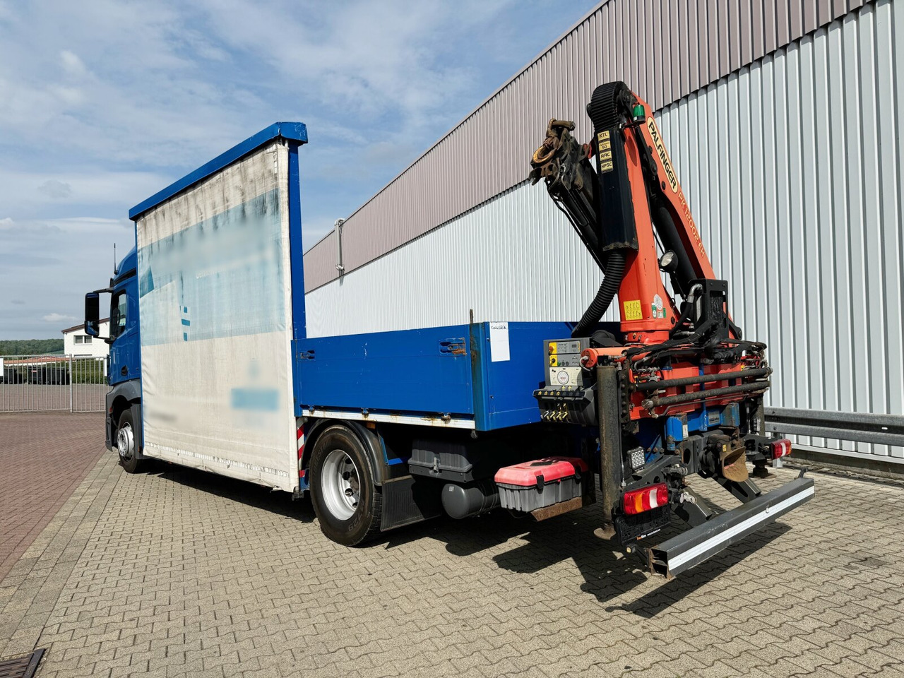 Leasing of Mercedes-Benz Actros 1836 L 4x2 Actros 1836 L 4x2, Glastransporter, Heckkran Palfinger Pk 12002-EH, Funk Mercedes-Benz Actros 1836 L 4x2 Actros 1836 L 4x2, Glastransporter, Heckkran Palfinger Pk 12002-EH, Funk: picture 12