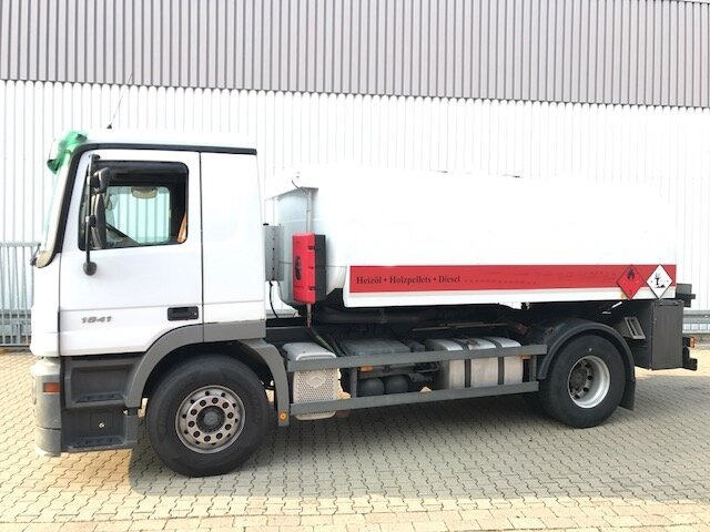 Leasing of Mercedes-Benz Actros 1841 L 4x2 Actros 1841 L 4x2, Esterer Tankaufbau ca. 13.500l, 2 Kammern Mercedes-Benz Actros 1841 L 4x2 Actros 1841 L 4x2, Esterer Tankaufbau ca. 13.500l, 2 Kammern: picture 13
