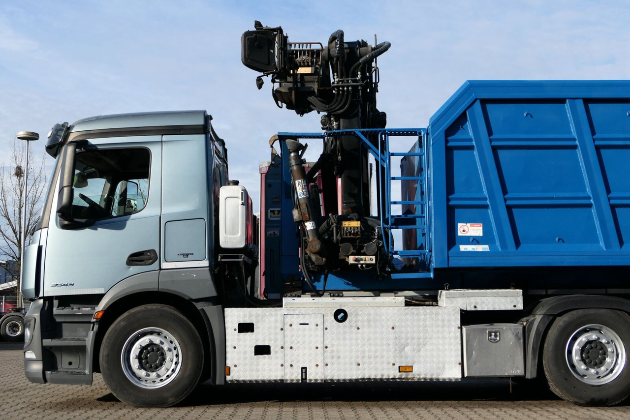 Mercedes-Benz Antos 3543 L 8x2/6 Antos 3543 L 8x2/6, Retarder, 2x Lenkachse, Motorabtrieb, AT-Motor - Hook lift truck: picture 4 Mercedes-Benz Antos 3543 L 8x2/6 Antos 3543 L 8x2/6, Retarder, 2x Lenkachse, Motorabtrieb, AT-Motor - Hook lift truck: picture 4