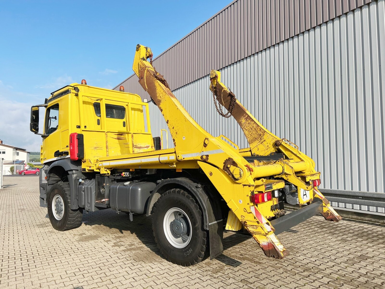 Skip loader truck Mercedes-Benz Arocs 2045 AK 4x4 Arocs 2045 AK 4x4, GROUNDER, Funk: picture 12