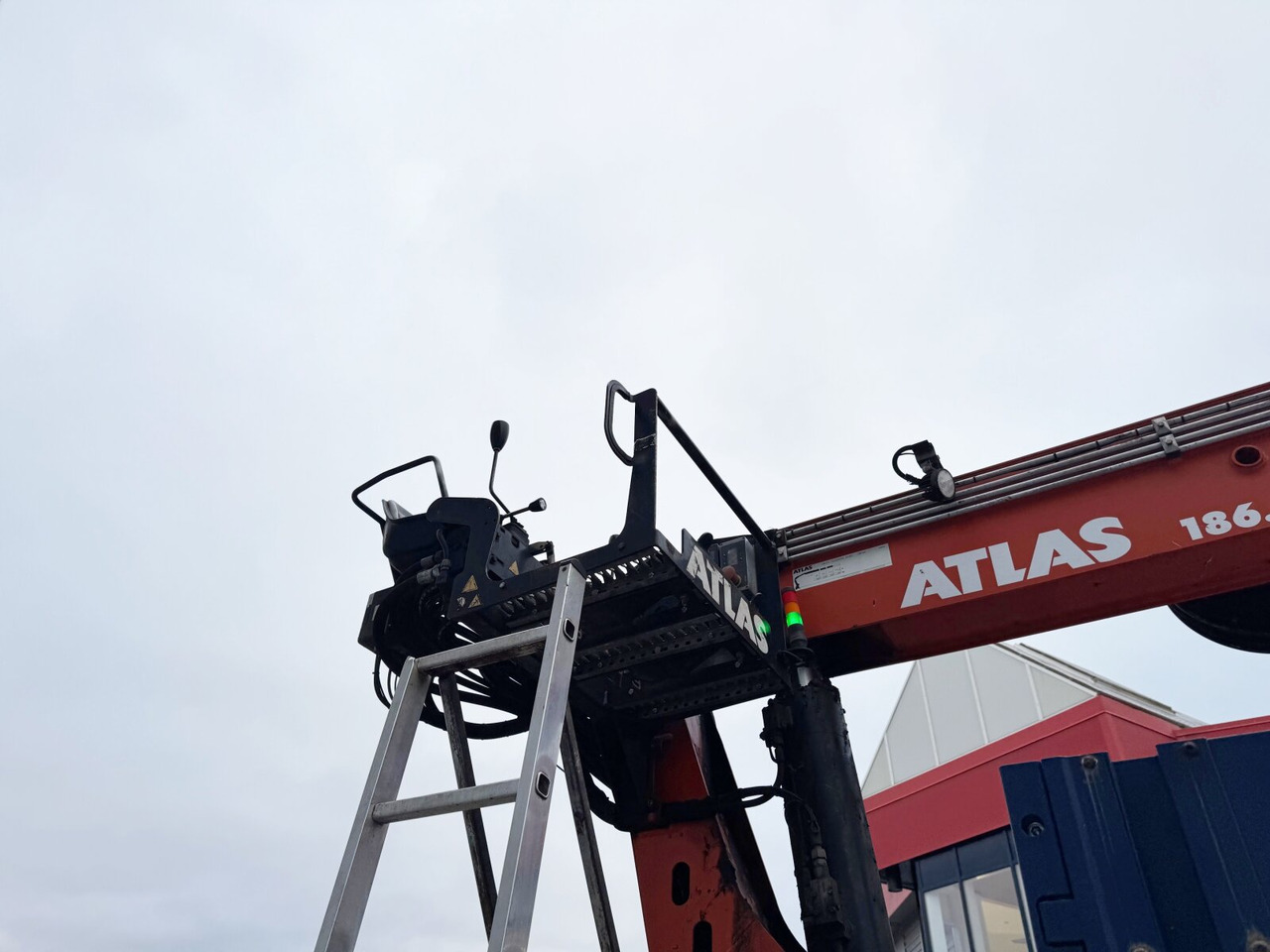 Crane truck, Dropside/ Flatbed truck Mercedes-Benz Arocs 2642 6x4 Arocs 2642 6x4 mit Heckkran Atlas AK 186.3 V-2: picture 11
