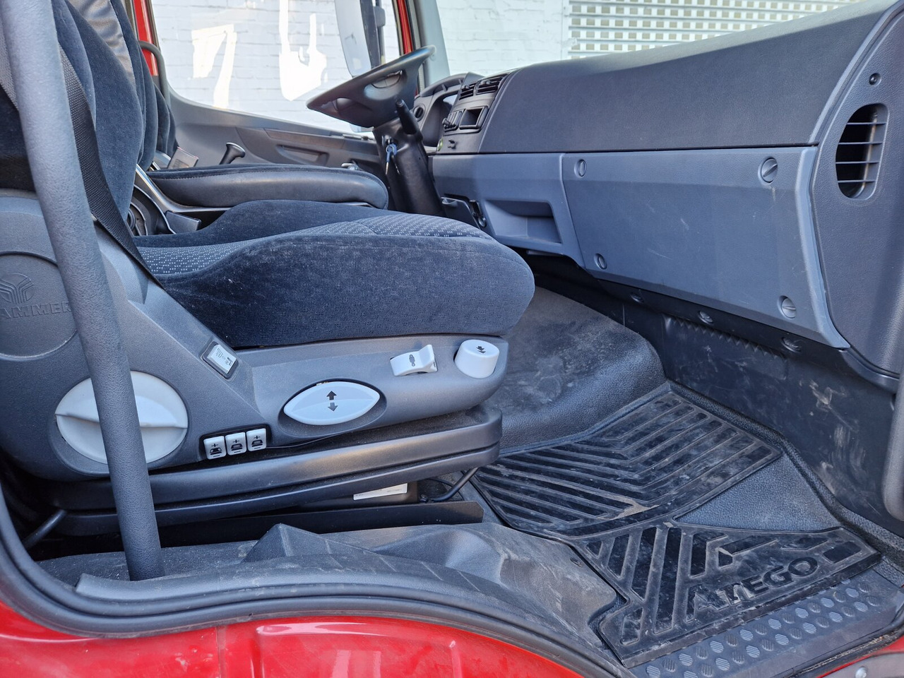 Crane truck Mercedes-Benz Atego 1218 L 4x2 1218 L 4x2, Fassi Kran F 95A21 5.9m-1.545 kg,: picture 6