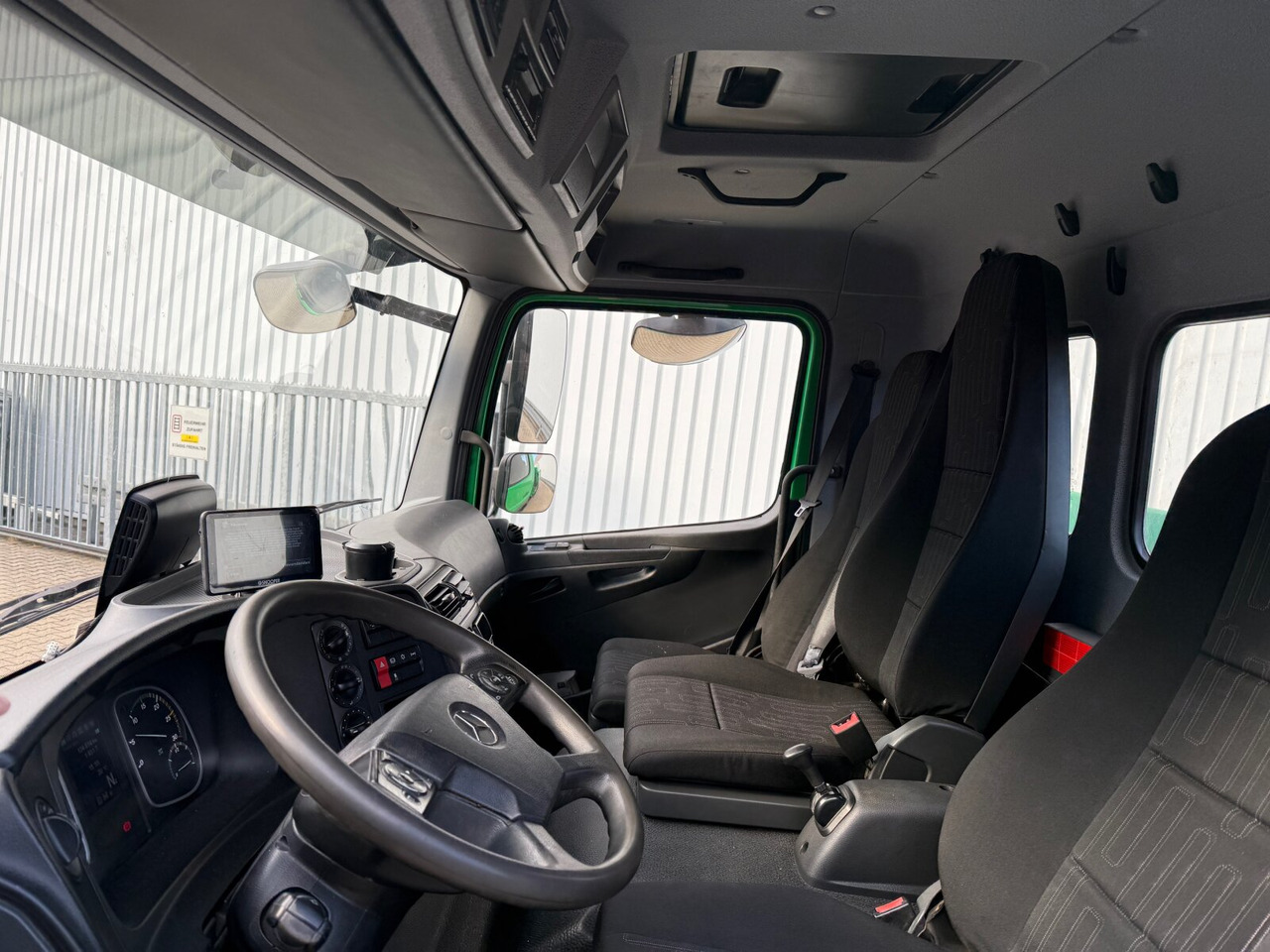 Mercedes-Benz Atego 1530 K 4x2 Atego 1530 K 4x2, 2x AHK - Tipper: picture 3 Mercedes-Benz Atego 1530 K 4x2 Atego 1530 K 4x2, 2x AHK - Tipper: picture 3